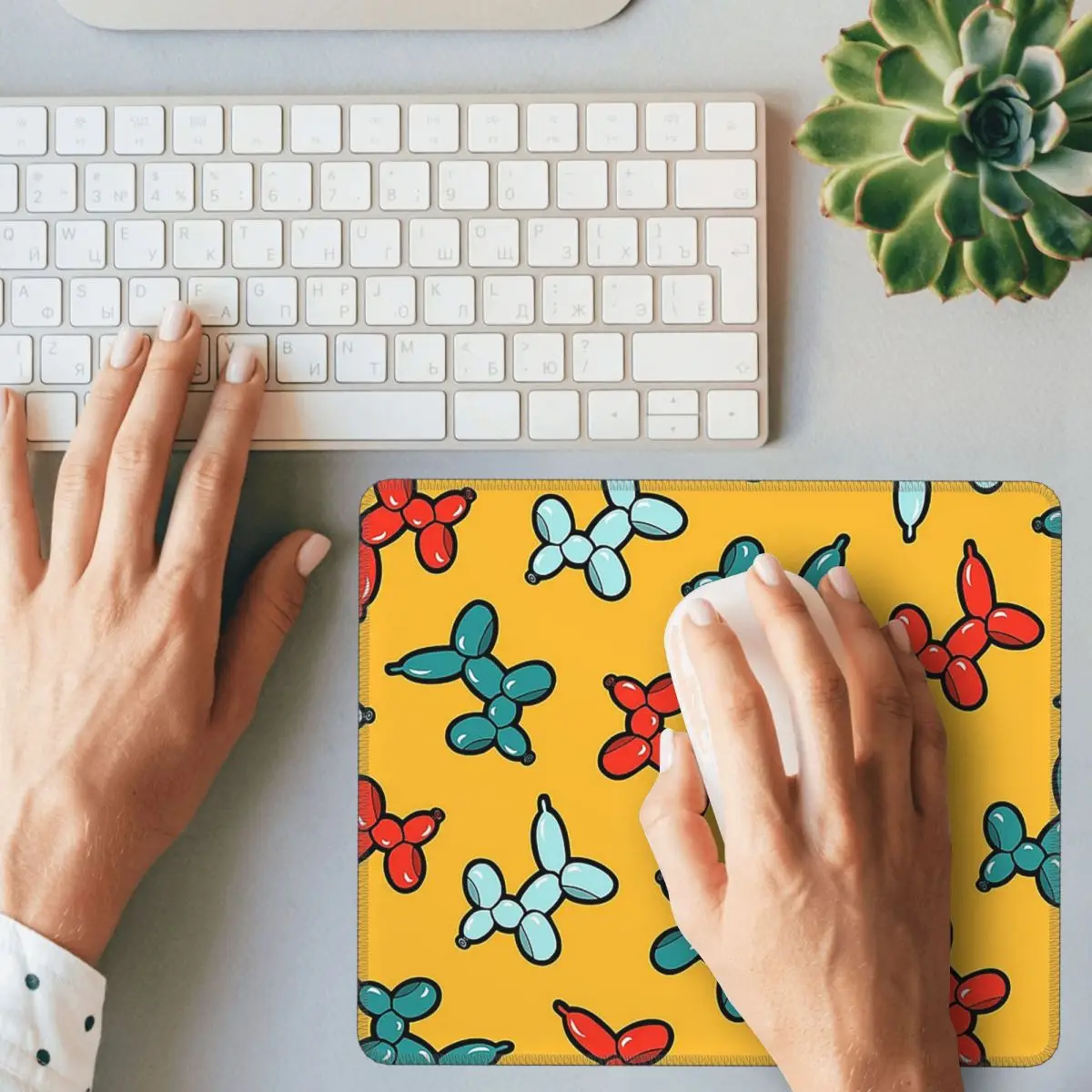 Yellow Laptop Accessories - Balloon Animal Dogs Pattern In Yellow